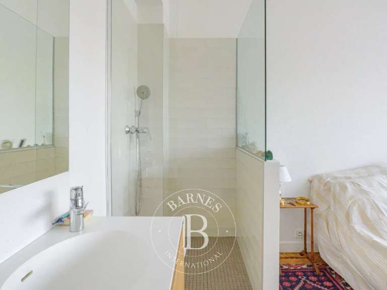Appartement Marseille 8e - 2 chambres - 95m²