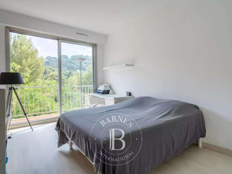 Apartment Marseille 8e - 2 bedrooms - 177m²