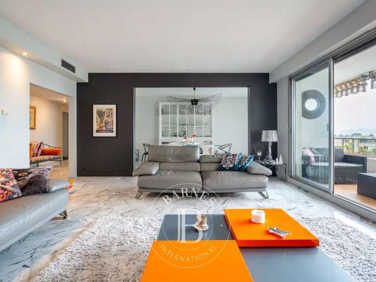 Apartment Marseille 8e - 2 bedrooms - 177m²