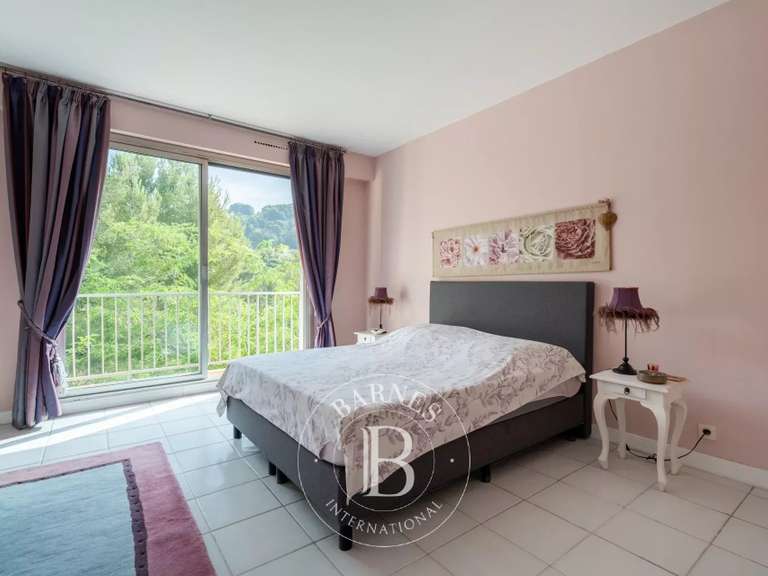 Apartment Marseille 8e - 2 bedrooms - 177m²