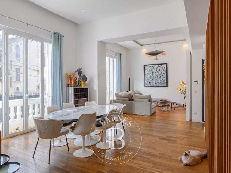 Apartment Marseille 8e - 2 bedrooms - 103m²