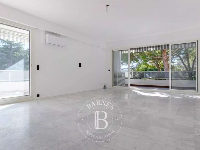 Appartement Marseille 8e - 3 chambres - 170m²