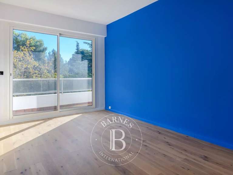 Appartement Marseille 8e - 3 chambres - 170m²
