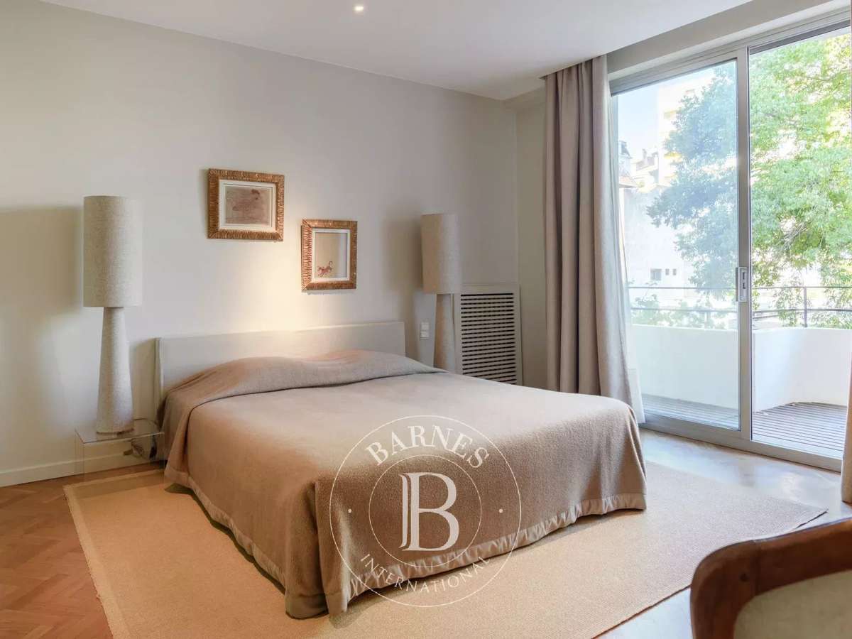 Apartment Marseille 8e