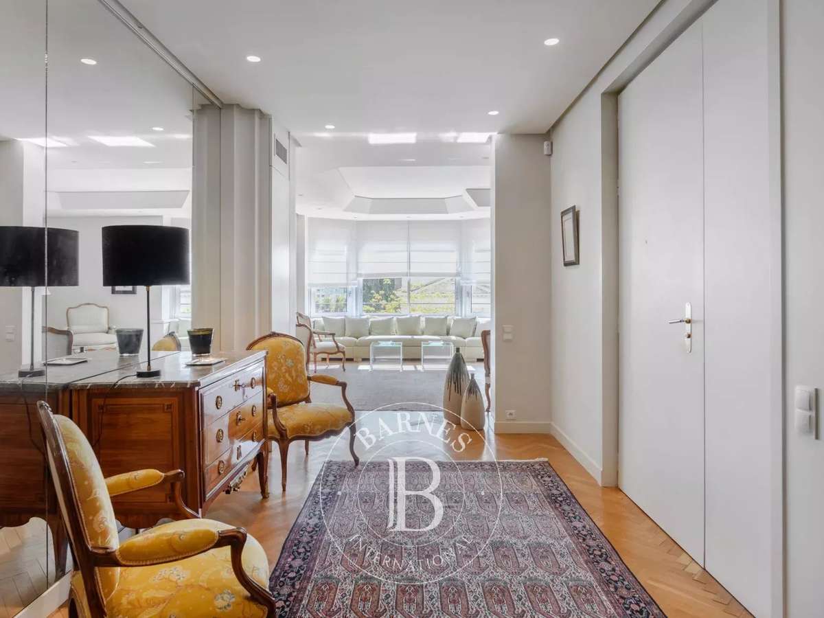 Apartment Marseille 8e