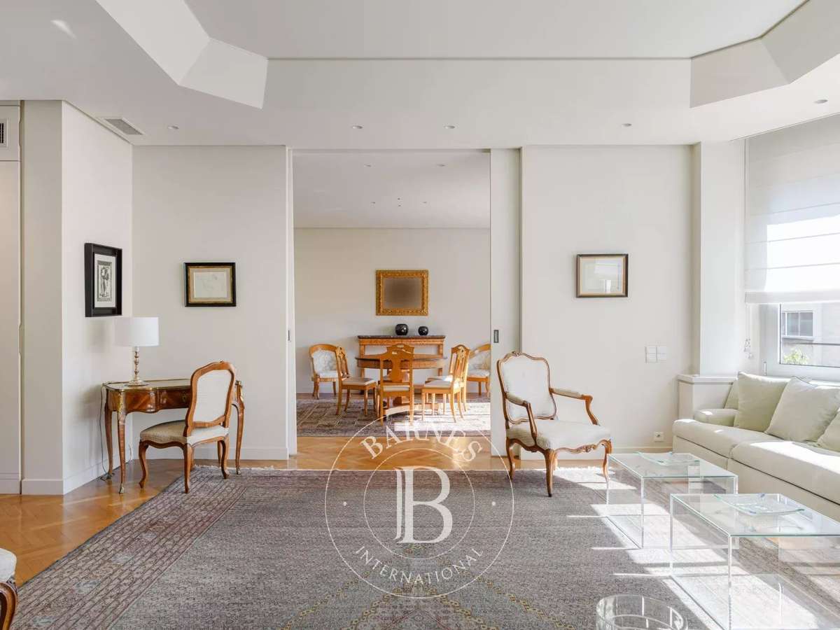 Apartment Marseille 8e