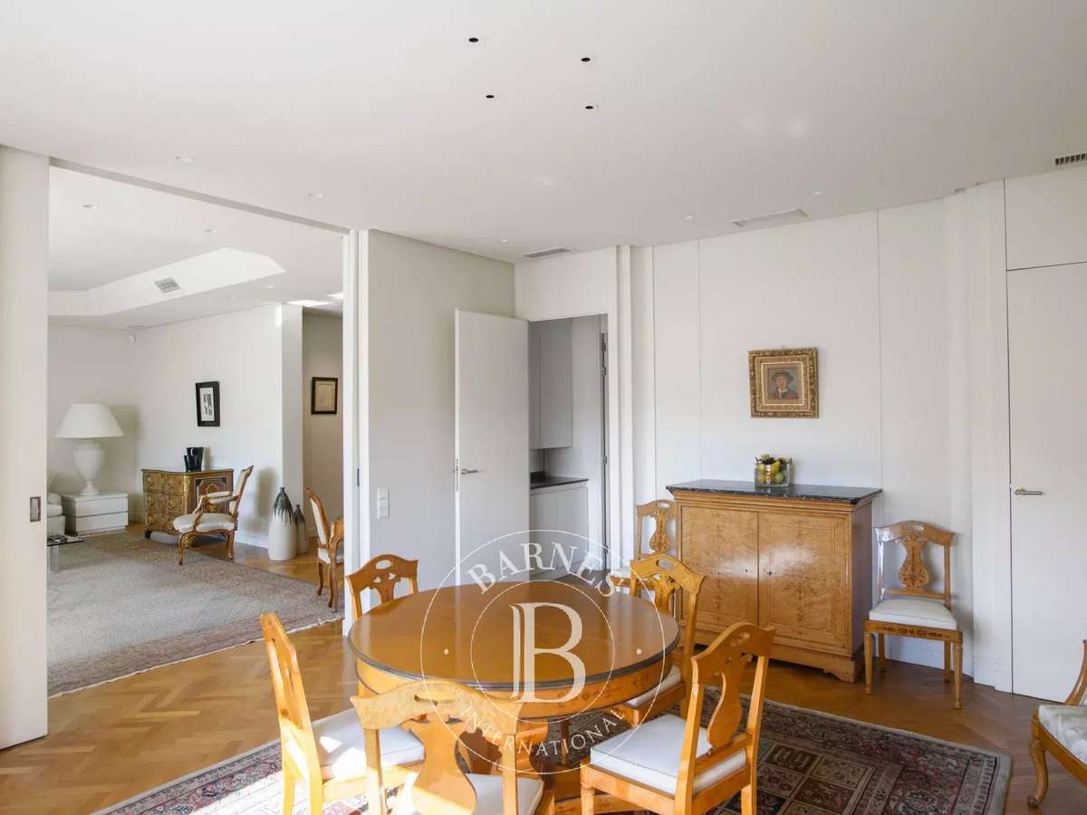 Apartment Marseille 8e