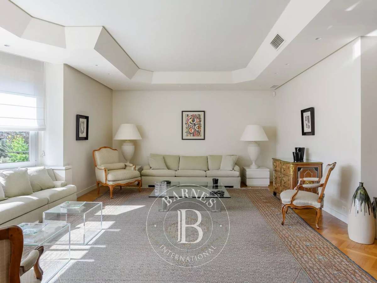 Apartment Marseille 8e