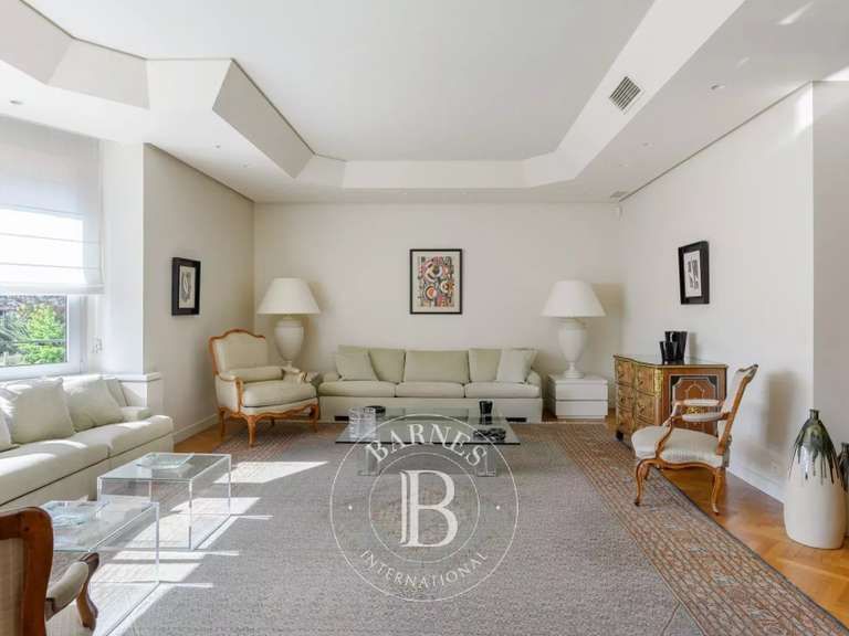 Appartement Marseille 8e - 3 chambres - 227m²
