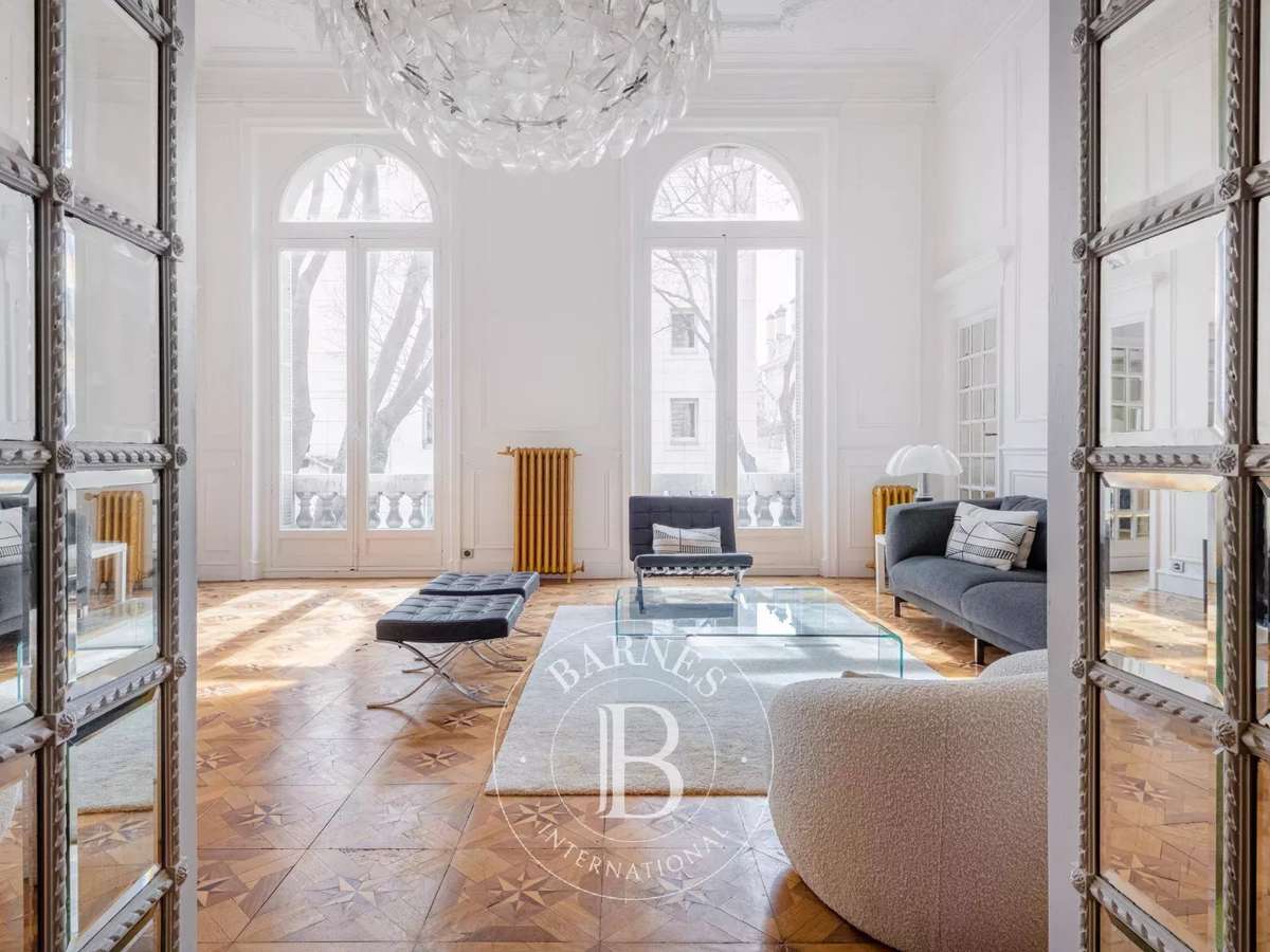 Apartment Marseille 8e