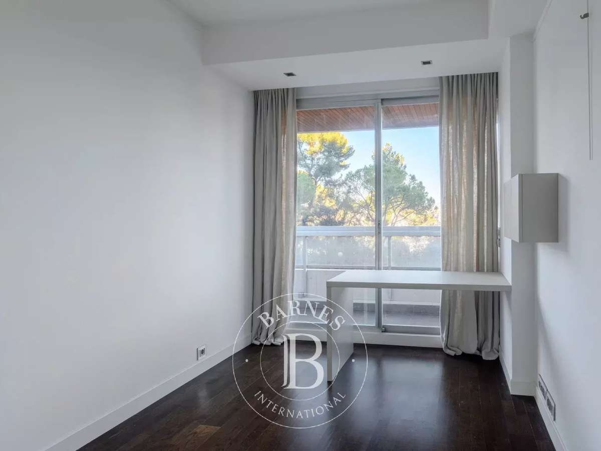 Apartment Marseille 8e