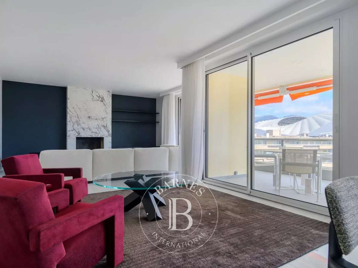 Apartment Marseille 8e
