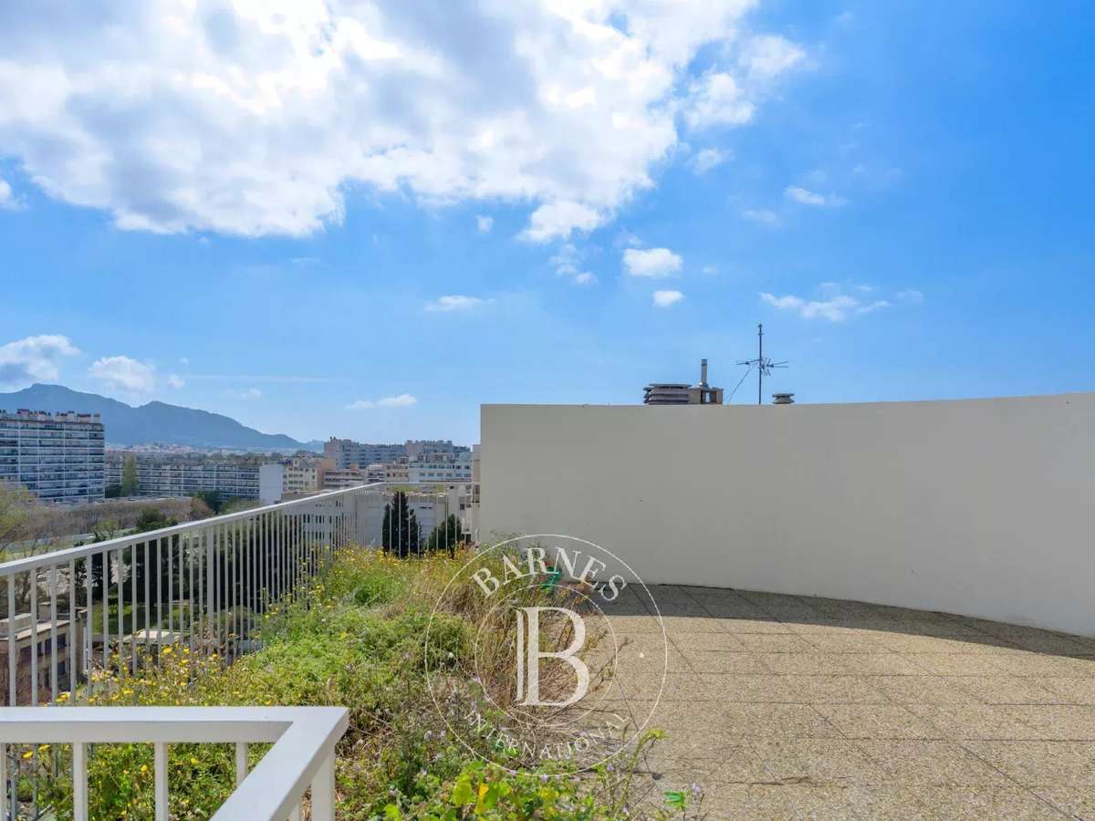 Apartment Marseille 8e