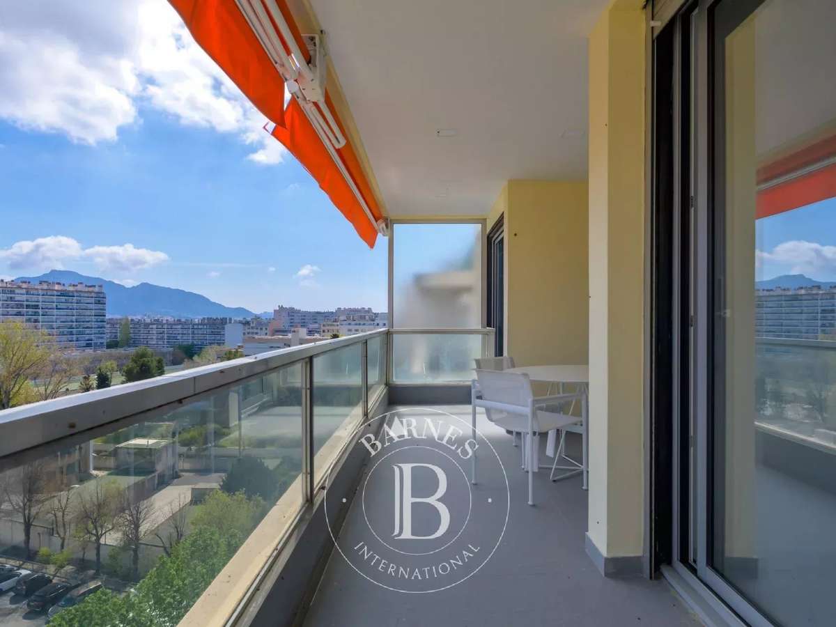 Apartment Marseille 8e