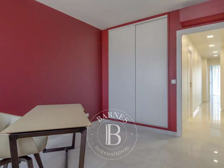 Appartement Marseille 8e - 4 chambres - 193m²