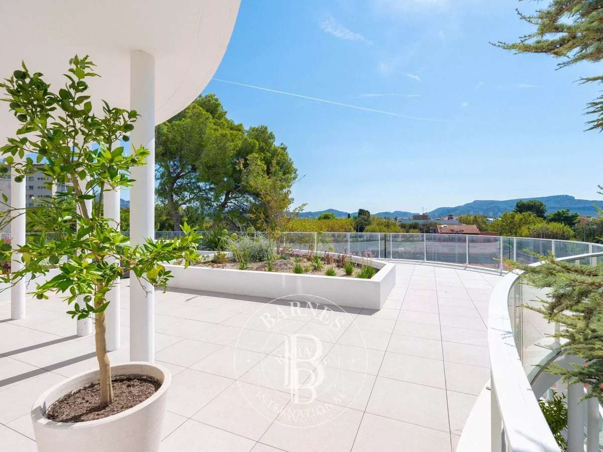 Apartment Marseille 8e