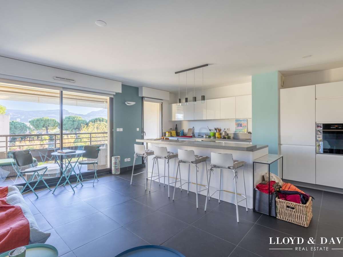 Apartment Marseille 8e