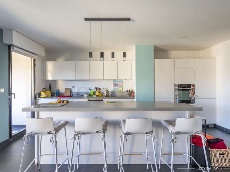 Appartement Marseille 8e - 2 chambres - 70m²