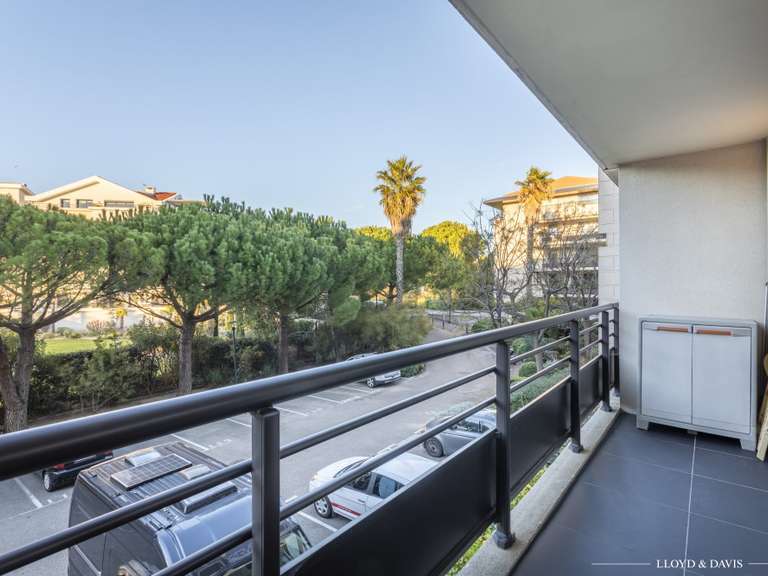 Appartement Marseille 8e - 2 chambres - 70m²