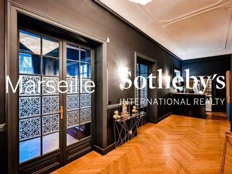 Appartement Marseille 8e - 5 chambres - 324m²
