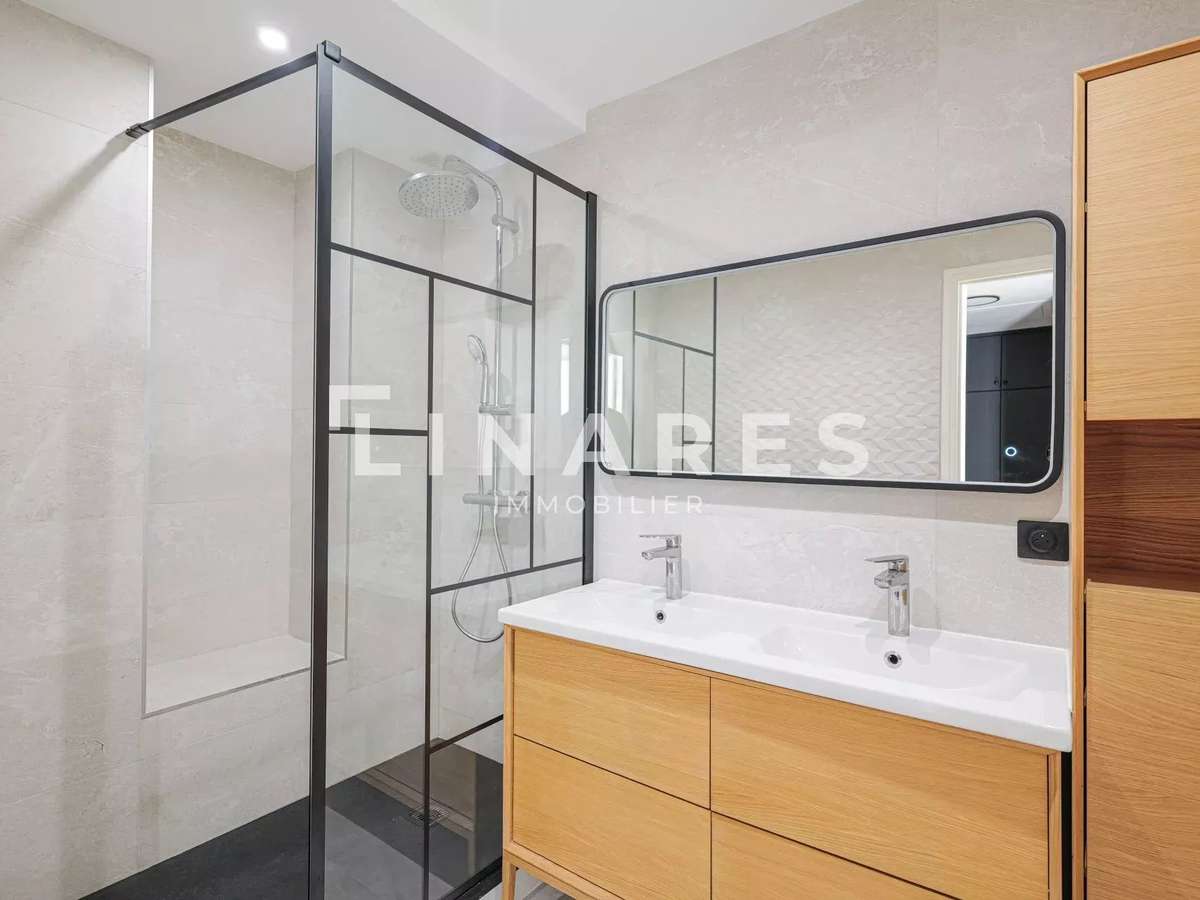 Apartment Marseille 8e