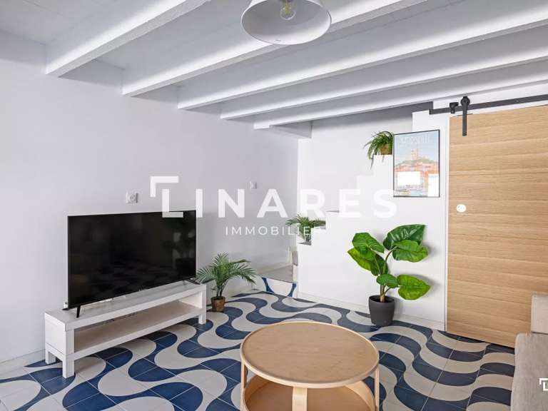 Appartement Marseille 8e - 2 chambres - 81m²