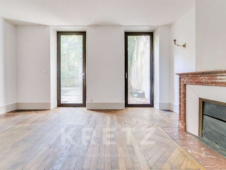 Appartement Marseille 8e - 5 chambres - 236m²