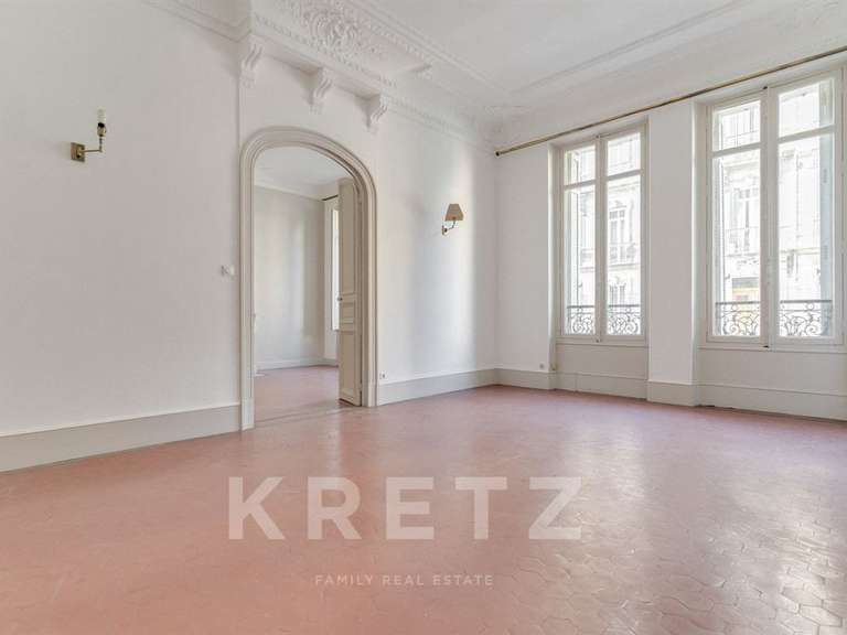 Appartement Marseille 8e - 5 chambres - 236m²