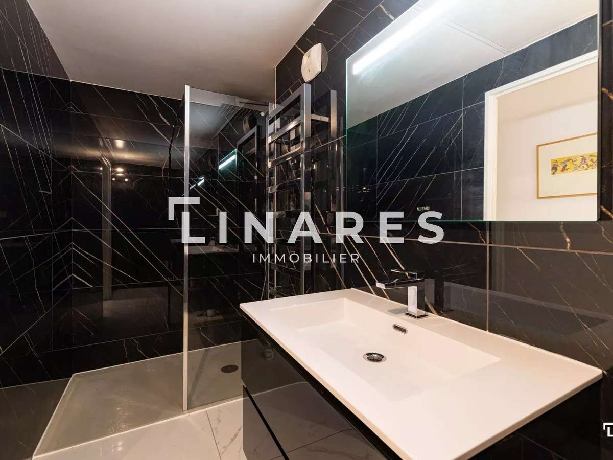 Apartment Marseille 8e