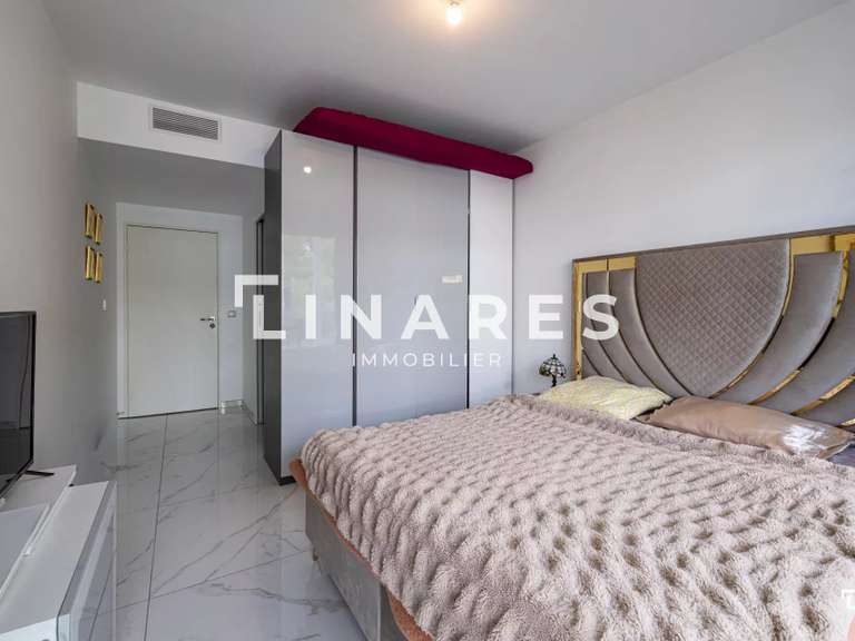 Apartment Marseille 8e - 4 bedrooms - 200m²