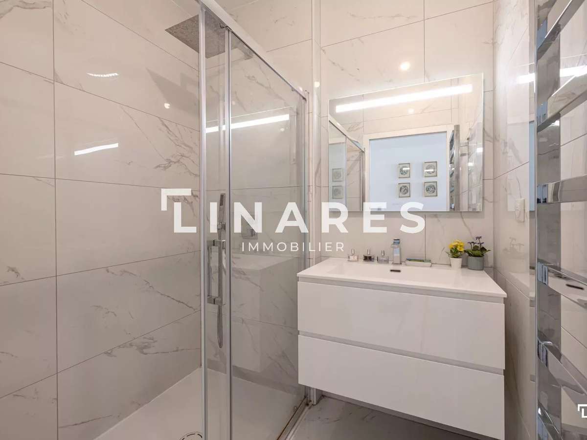 Apartment Marseille 8e