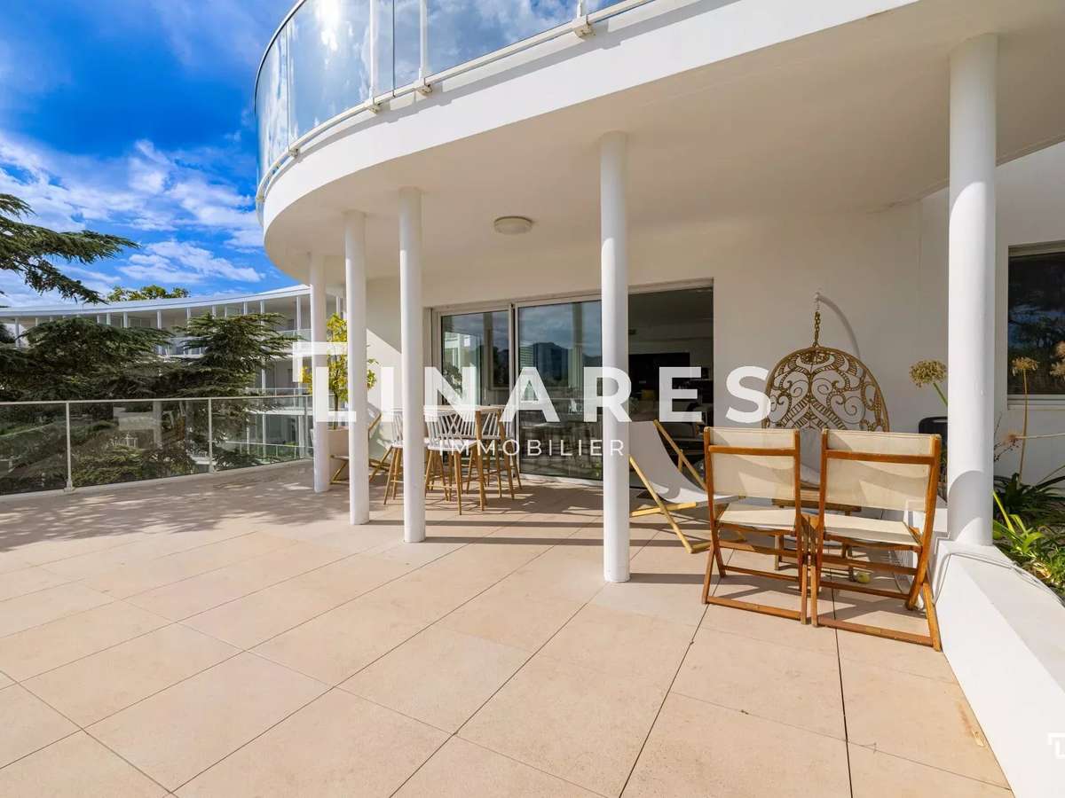 Apartment Marseille 8e