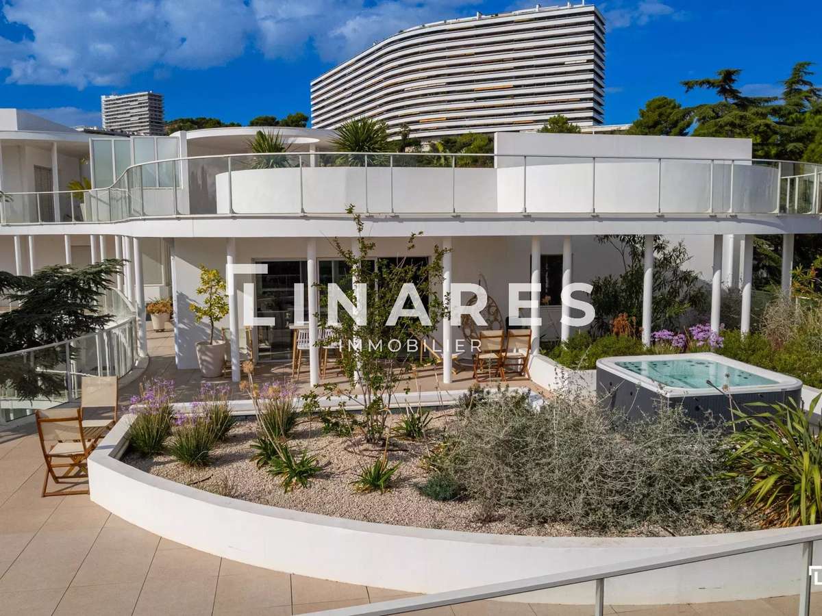 Apartment Marseille 8e