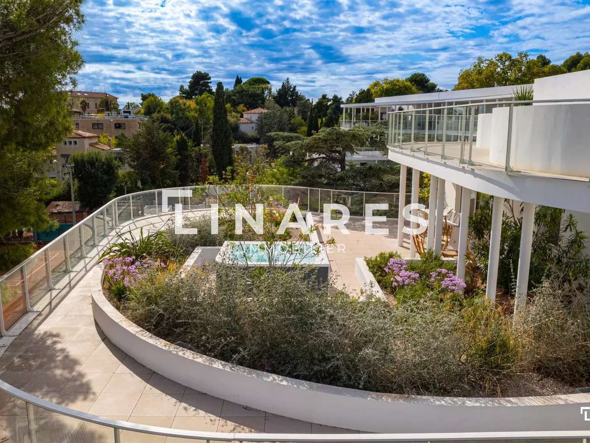 Apartment Marseille 8e