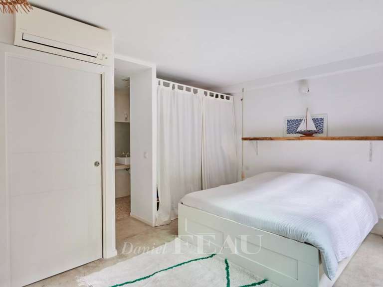 Appartement Marseille 8e - 2 chambres - 75m²