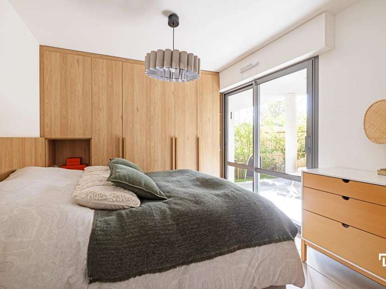 Appartement Marseille 8e - 2 chambres - 82m²