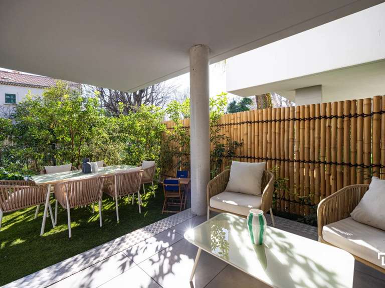 Appartement Marseille 8e - 2 chambres - 82m²