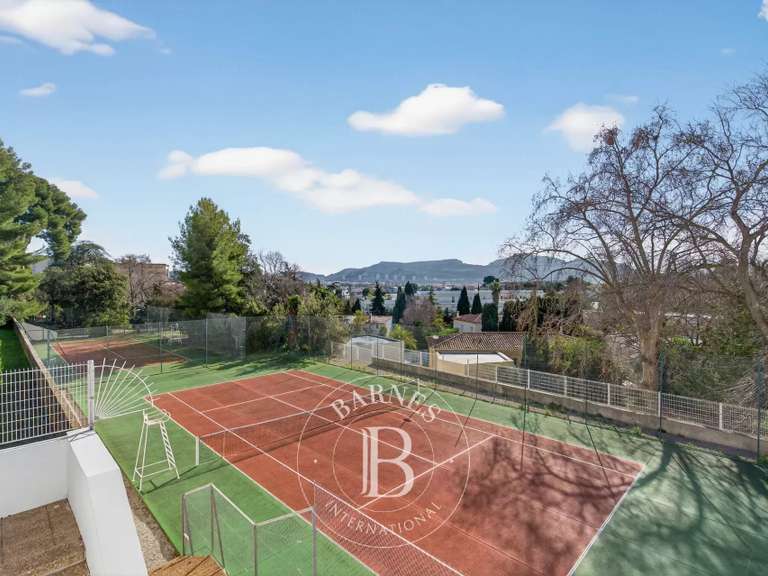 Appartement Marseille 8e - 2 chambres - 110m²