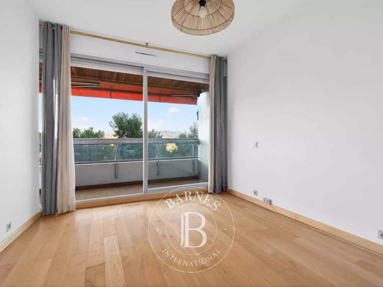 Appartement Marseille 8e - 2 chambres - 110m²