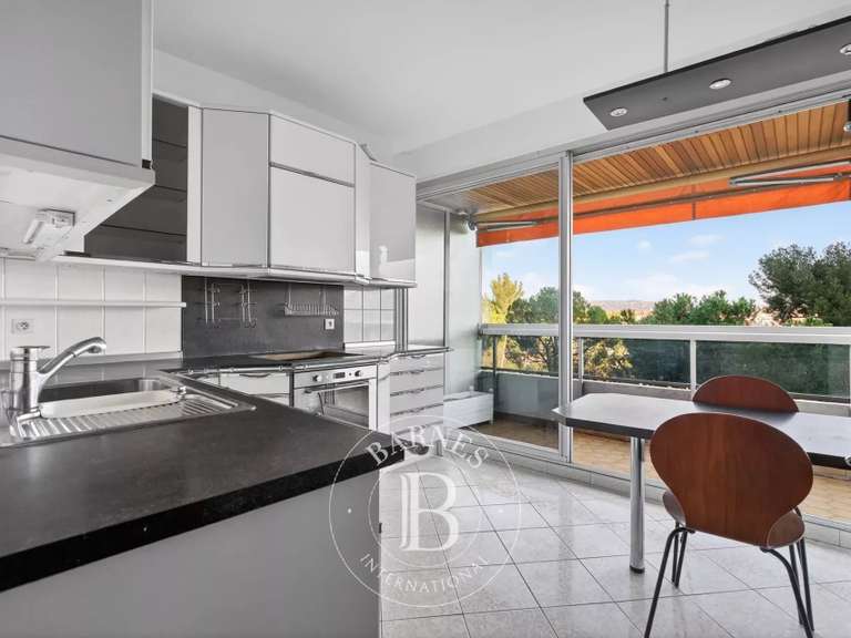 Appartement Marseille 8e - 2 chambres - 110m²