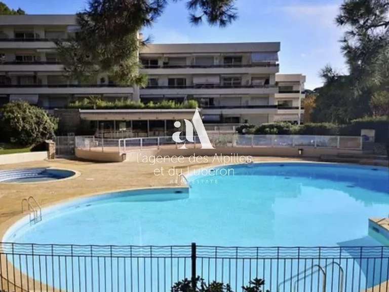 Appartement Marseille 8e - 2 chambres - 113m²