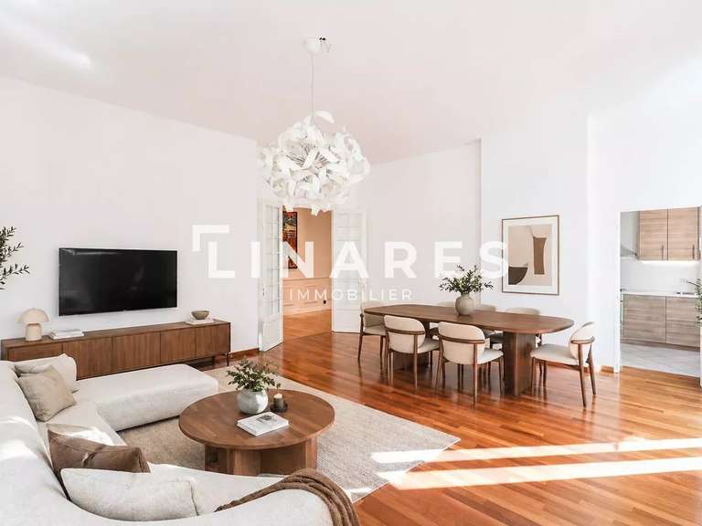 Apartment Marseille 8e - 3 bedrooms - 149m²