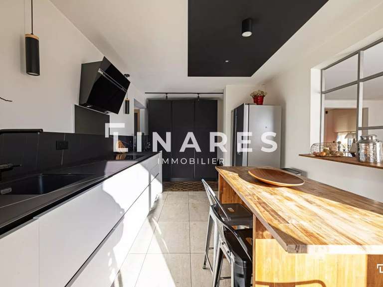 Appartement Marseille 8e - 4 chambres - 143m²