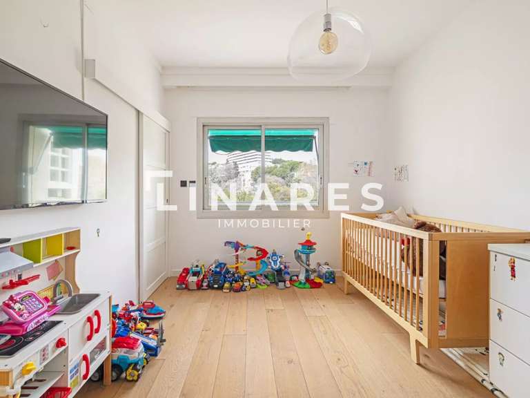 Appartement Marseille 8e - 5 chambres - 231m²