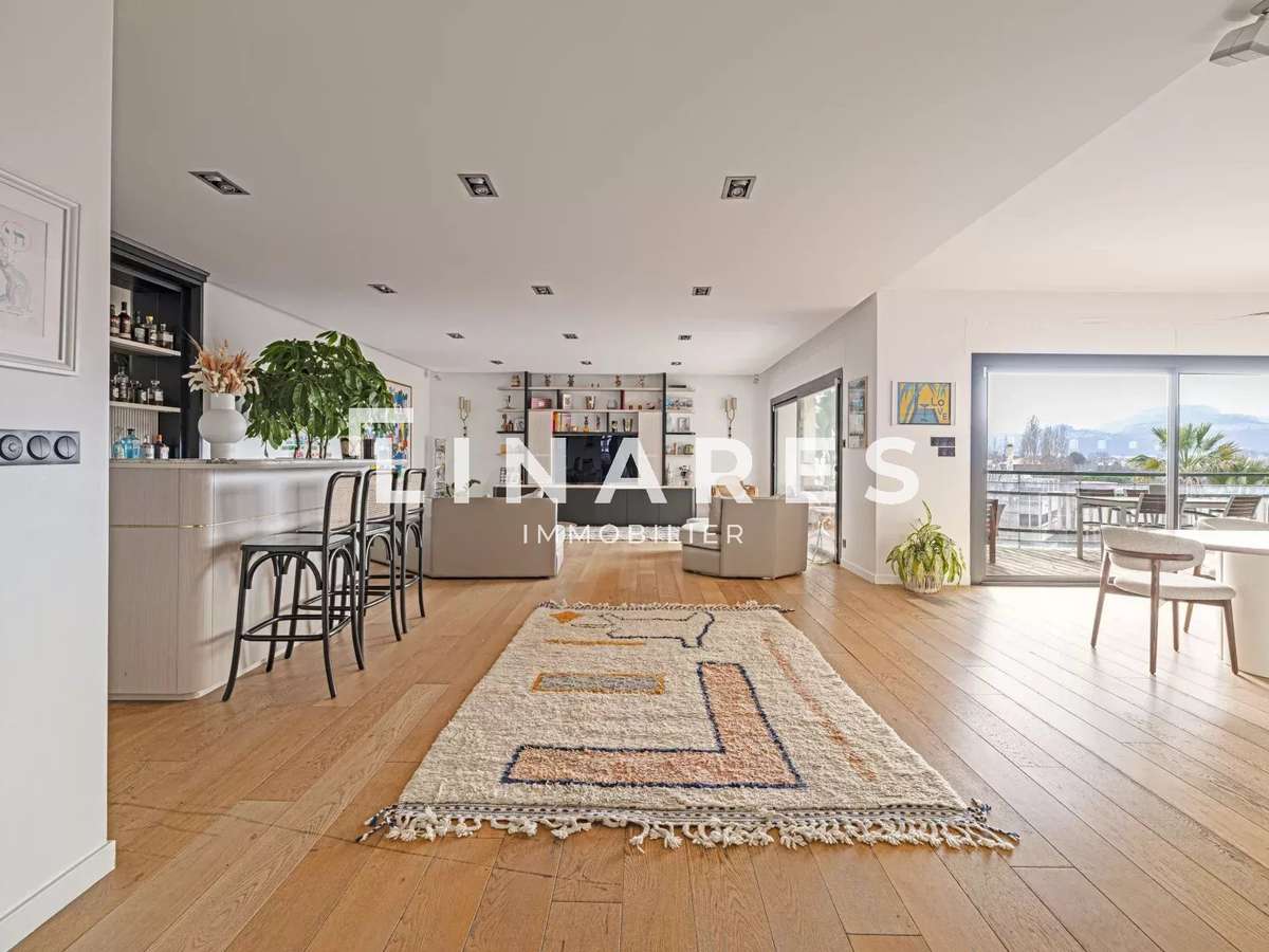 Appartement Marseille 8e