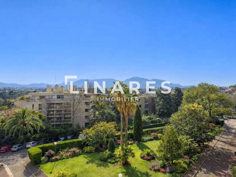 Appartement Marseille 8e - 5 chambres - 231m²