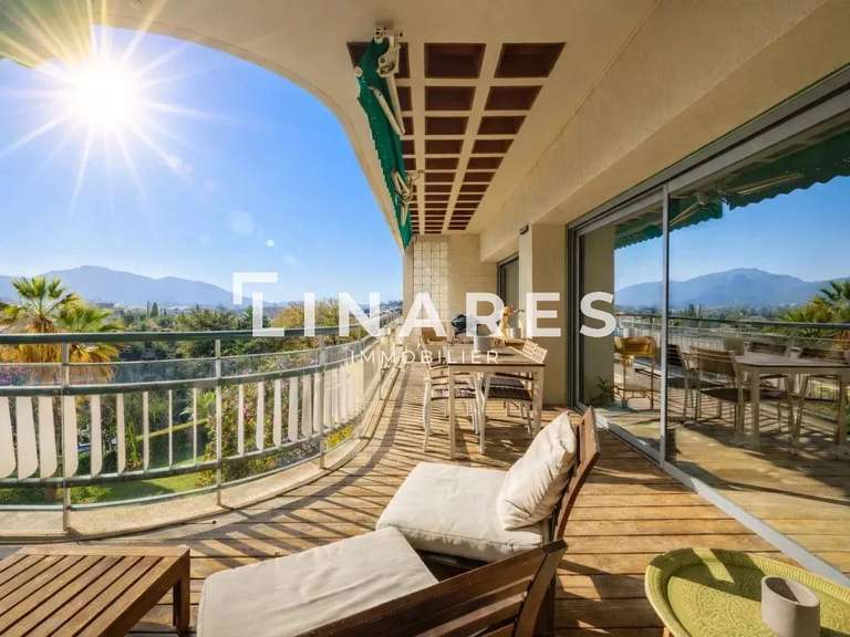 Appartement Marseille 8e - 5 chambres - 231m²