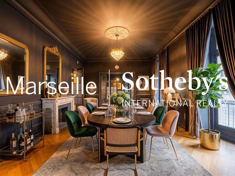 Appartement Marseille 8e - 5 chambres - 324m²