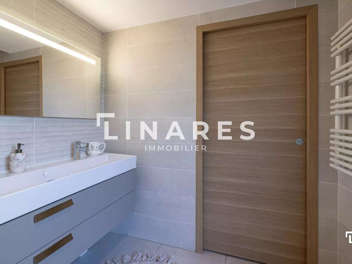 Apartment Marseille 8e