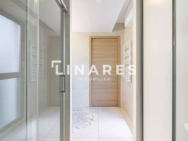 Appartement Marseille 8e - 2 chambres - 82m²